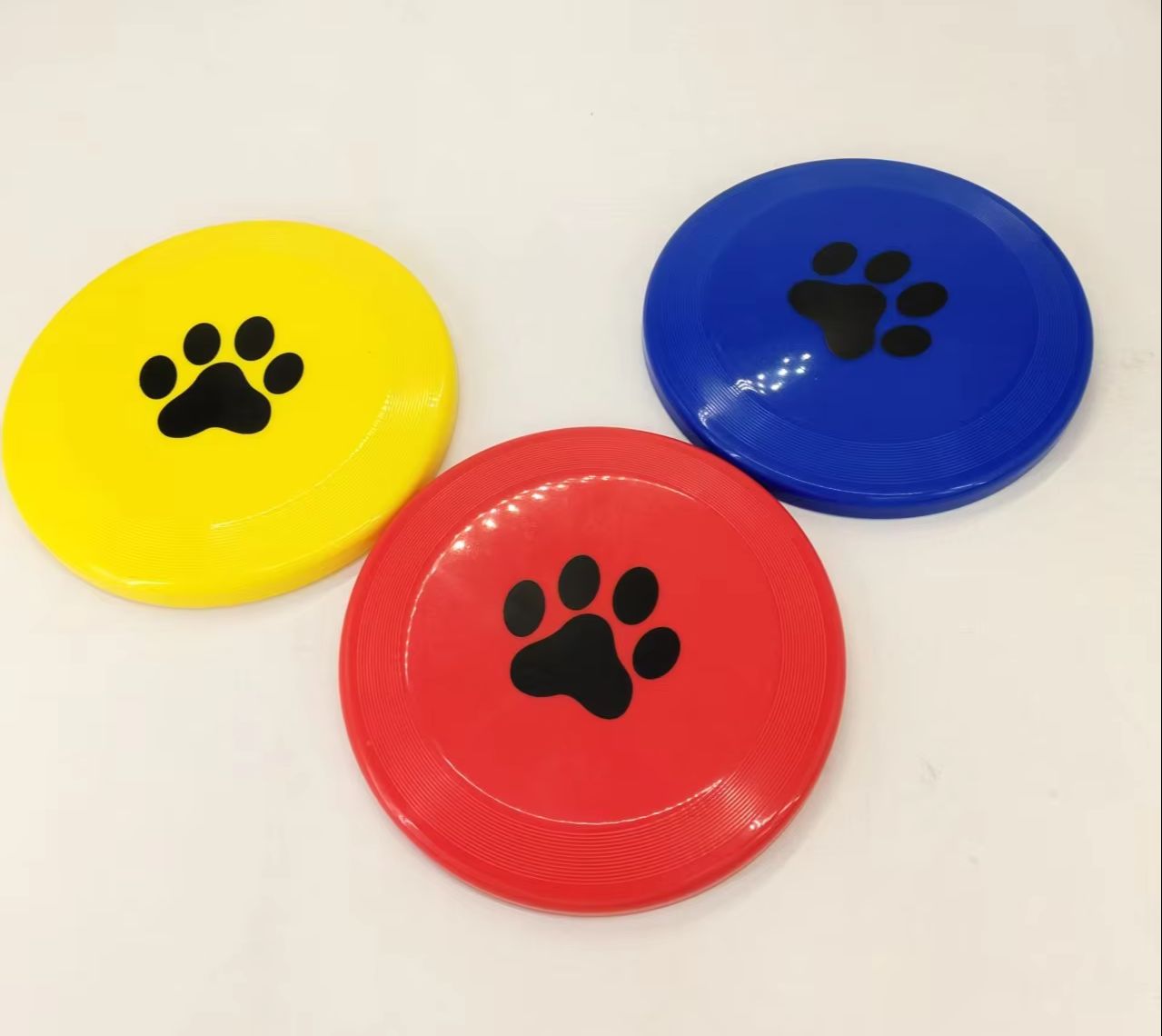 Flying Disc Dog Training Toy - فريسبي بلاستيكي صلب للكلاب بتصميم مخلب