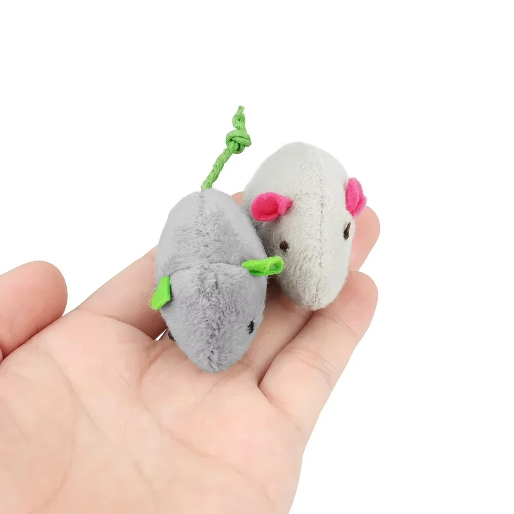 5 قطع من ألعاب الفئران المصنوع - مراجعة Catnip Interactive Plush Mouse وسعره